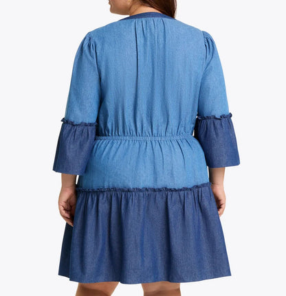 Robe mini bleue à boutons sur le devant avec taille à cordon